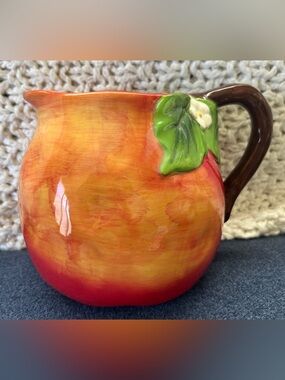 NWT Anthropologie Foster Icon Jug